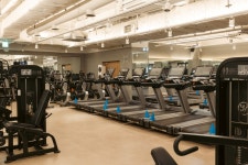 아인스휘트니스 헬스 PT 골프 GX