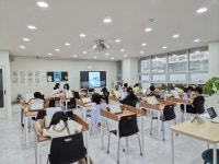 리드인 독서논술학원 두산위브점