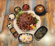 이선화덕족발보쌈 명일점