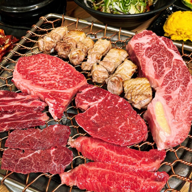 숯불 금빛한우 정육식당 대표 사진