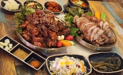 이선화덕족발보쌈 명일점