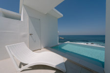 코랄트리풀빌라