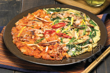 족발야시장&무청감자탕 아산탕정점