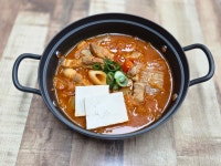 김치찌개는이맛이다