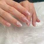 라움네일