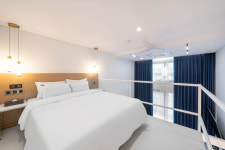 호텔 더 그레이