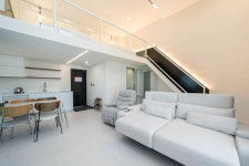 호텔 더 그레이