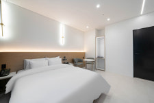 호텔 더 그레이