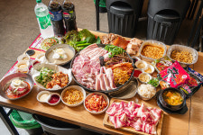 강남 돼지상회 무한리필 명동직영점