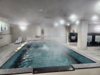 백만골프랜드 백만암반수사우나