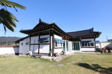 윤서네한옥집