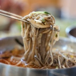 명주골