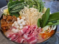 선학사골순대국