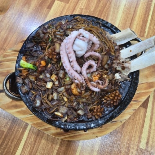 대구 준 왕갈비 해물 돌판 자장