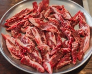 꽃삼겹이피었습니다