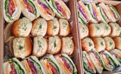 평화가 익는 부엌 보리와 밀