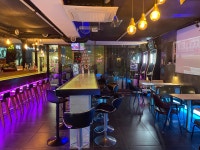 백팩커스 펍 & 카페