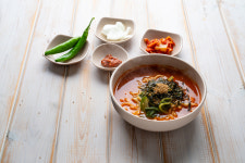 다복산더미 국수