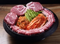 솥뚜껑 김치흑돼지삼겹