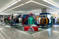 피레넥스 의류 현대백화점 무역센터점