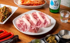 고두리김치생삼겹살