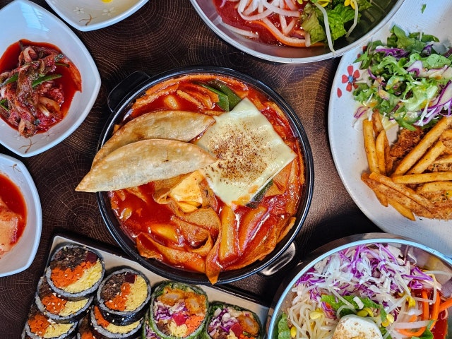 탐나는김밥국수