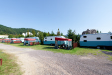 김해가야테마파크 카라반 캠핑장