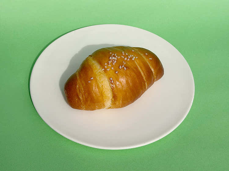 플레인 소금빵