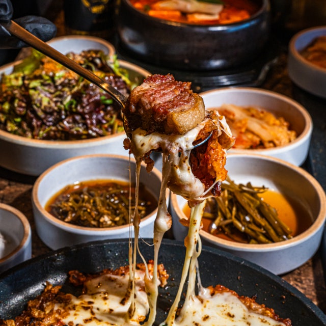 뼈탄집 숙대입구역점 돼지고기구이 대표 사진