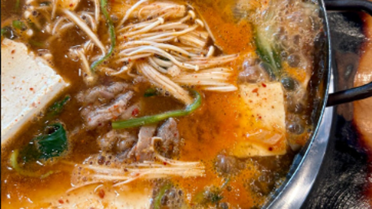 농다리찌개마을