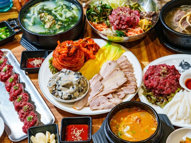 귀곡보쌈 본점
