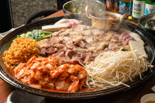 60판왕뚜껑삼겹살 오목천점