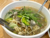 백조칼국수 본점