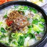 장터순대국