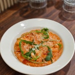 깡패고양이 밤리단길 본점