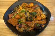 우이맛마라푸드25