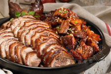 족발야시장&무청감자탕 군자역점