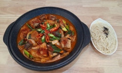 순희네 돌담집