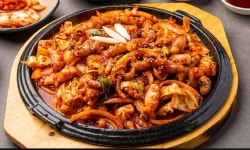 용궁해물칼국수