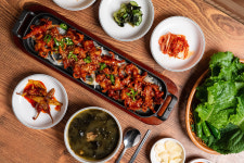 시흥목감 궁 참숯가마&가든식당