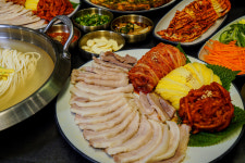 보쌈애칼국수 강남자곡본점