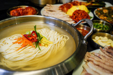 보쌈애칼국수 강남자곡본점