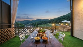 스톤아일랜드 애견 펜션