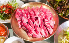 꾸석지돌판한우 대전봉명점