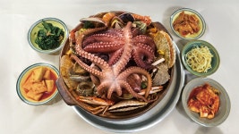 항만식당 해물뚝배기