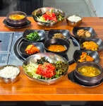 둥지식육식당