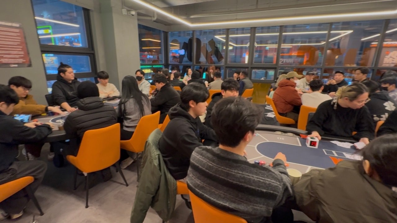 넛츠홀덤