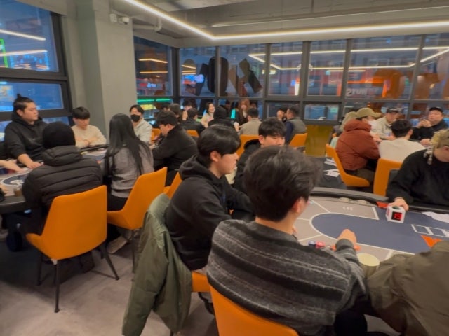넛츠홀덤