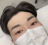 눈썹그리다