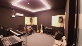 퍼플노이즈라이브홀